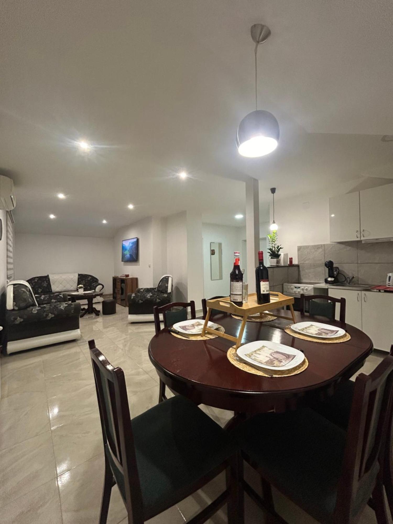 Apartman Diamond Lux Surčin Dış mekan fotoğraf