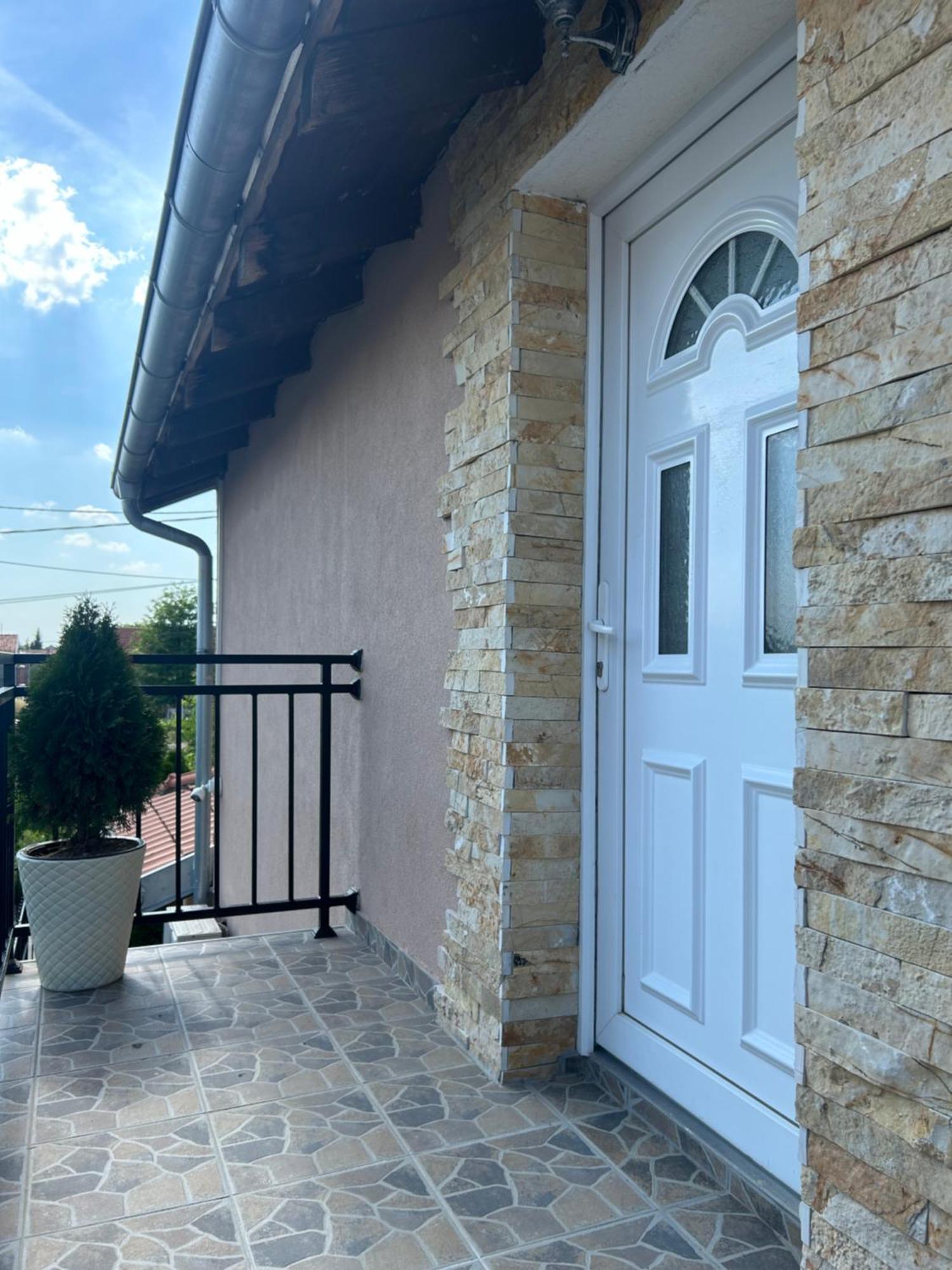 Apartman Diamond Lux Surčin Dış mekan fotoğraf